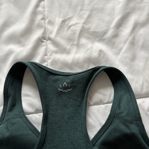 Beyond Yoga Womens Size Large Sports Bra Green Yoga Running Racerback Padded - Picture 6 of 6